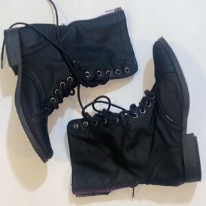SM NEW YORK WOMAN BOOTS SIZE 6.5